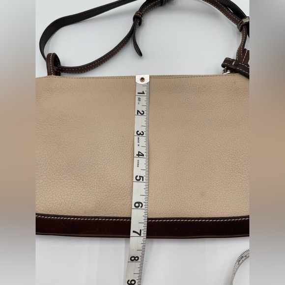 Vintage Dooney & Bourke Handbag Envelope Purse All Weather Pebbled Leather - Picture 13 of 13